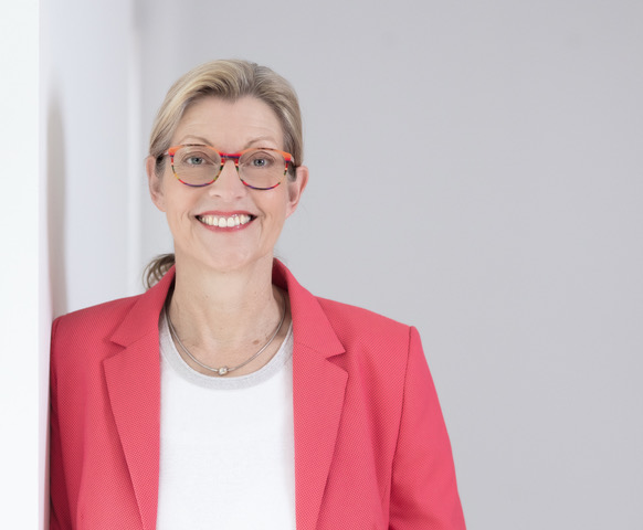Birgit 9895 JENOe GELLINEK photography 2 - Social Media Effizienz - Booster Online Kurs